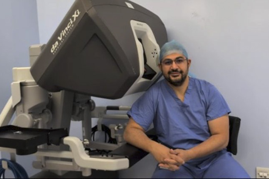Gynaecological surgical team hits 100th robotic hysterectomy milestone
